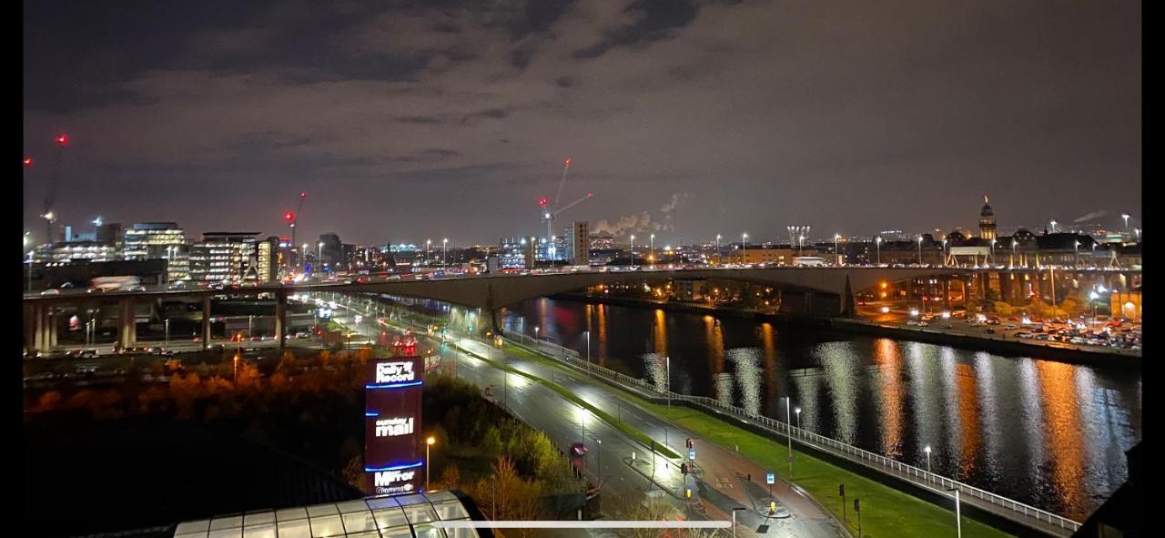 The Heights - River And City View Apartment Glasgow Ngoại thất bức ảnh